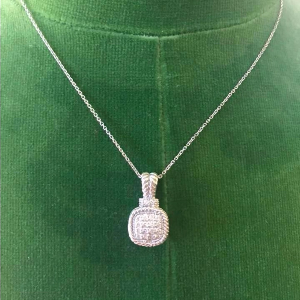 14k white gold diamond necklace